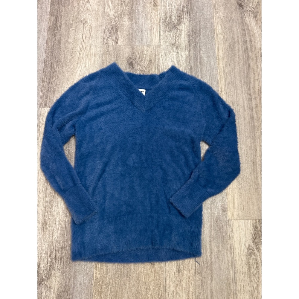 Sunday Best Aritzia Womens Blue Fuzzy Eyelash Knit V-Neck Sweater Small Pullover